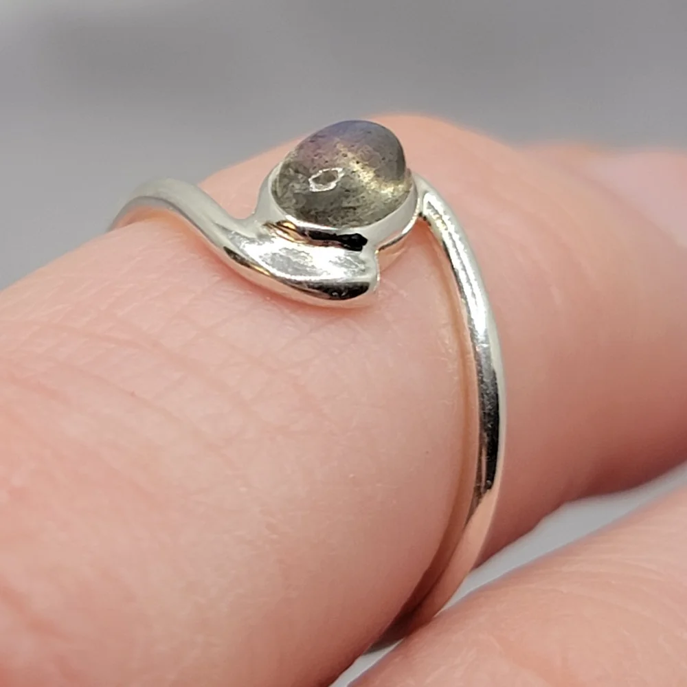 Blue Fire Labradorite 925 Sterling Silver Genuine Gemstone Ring Dainty